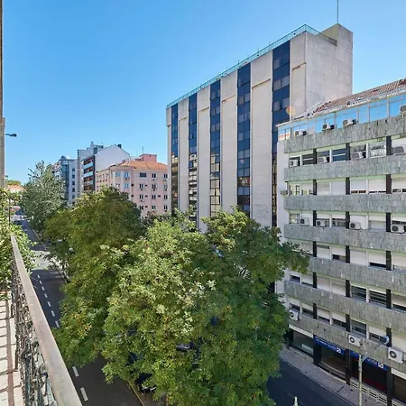 Daire Charming Marques