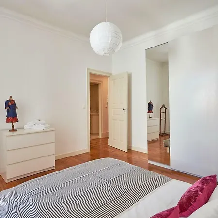 Charming Marques * ליסבון