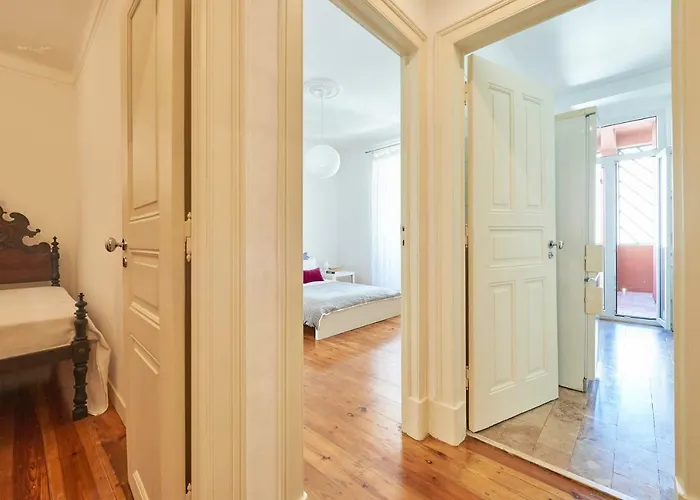 Charming Marques Apartment