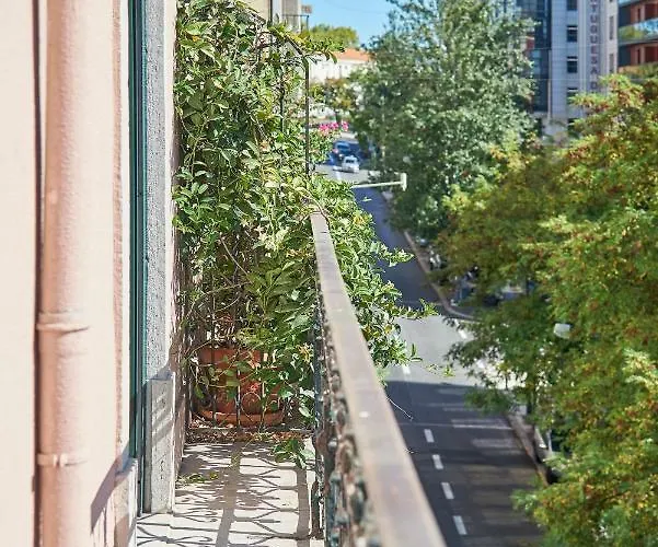 Charming Marques Lissabon